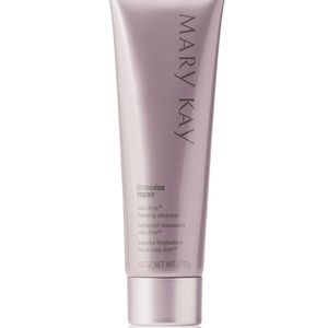 Volu-firm foaming cleanser Mary Kay